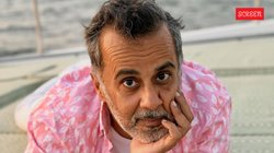 चेतन भगत बोले: बिना फोटो खिंचवाए बॉलीवुड स्टार्स नहीं खा पाते हैं खाना, ‘ये मानसिक बीमारी है’