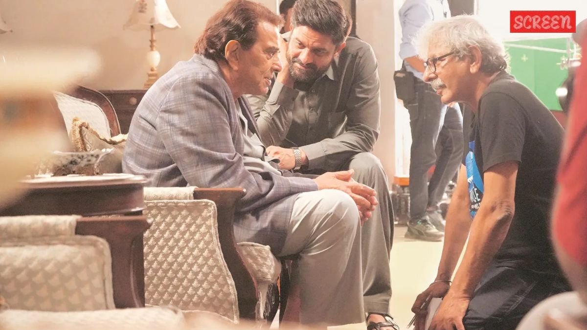 Dharmendra, sriram raghvan