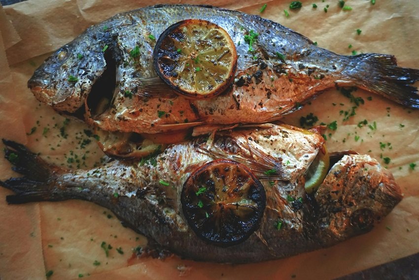 how long do leafy greens last in fridge