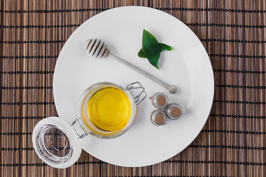 how to stop itchy scalp in winter naturally