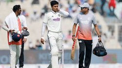 IND vs SA: शुभमन गिल के गर्दन की समस्या पर BCCI ने दिया अपडेट, क्या कोलकाता टेस्ट में अब उतरेंगे मैदान पर?