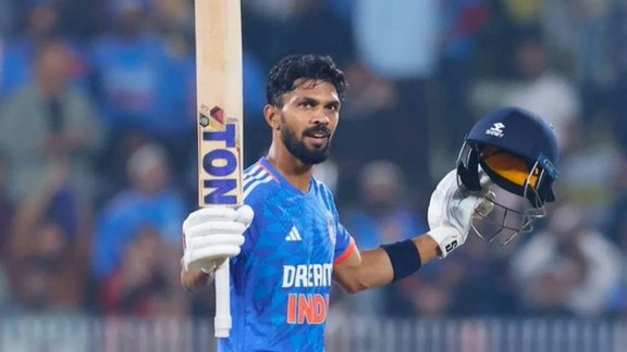 Ruturaj Gaikwad, IND A vs SA A, Ruturaj Gaikwad Century, Ruturaj Gaikwad Hundred List A, Ruturaj Gaikwad Career Record, Ruturaj Gaikwad Team India, Shreyas Iye Injures, Team India Squad, India vs South Africa, IND vs SA ODI