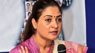 Jantar Mantar Protest Alka Lamba, Police Assault Alka Lamba, Womens Reservation Alka Lamba,