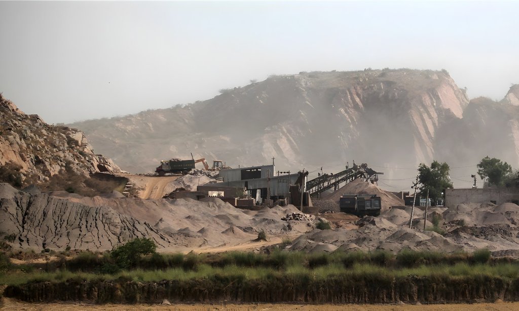 Aravalli Hills Controversy | latest news | supreme court |