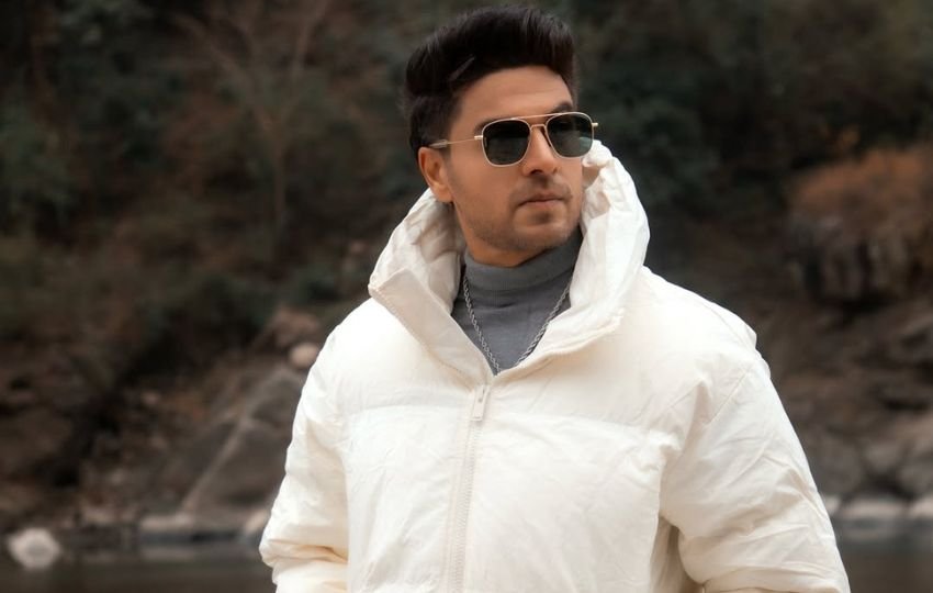 Gaurav Khanna Earning