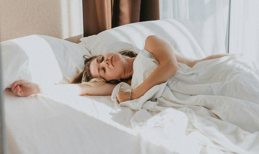 side effects of sleeping late at night