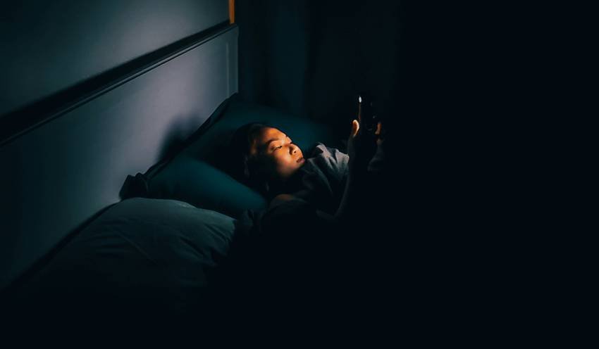 sleeping at 1 am effects on health