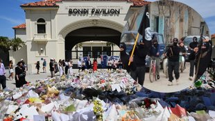 Bondi Beach, Bondi Beach Islamic state, Australia Bondi Beach shooter, hyderabad Bondi Beach shooter link,