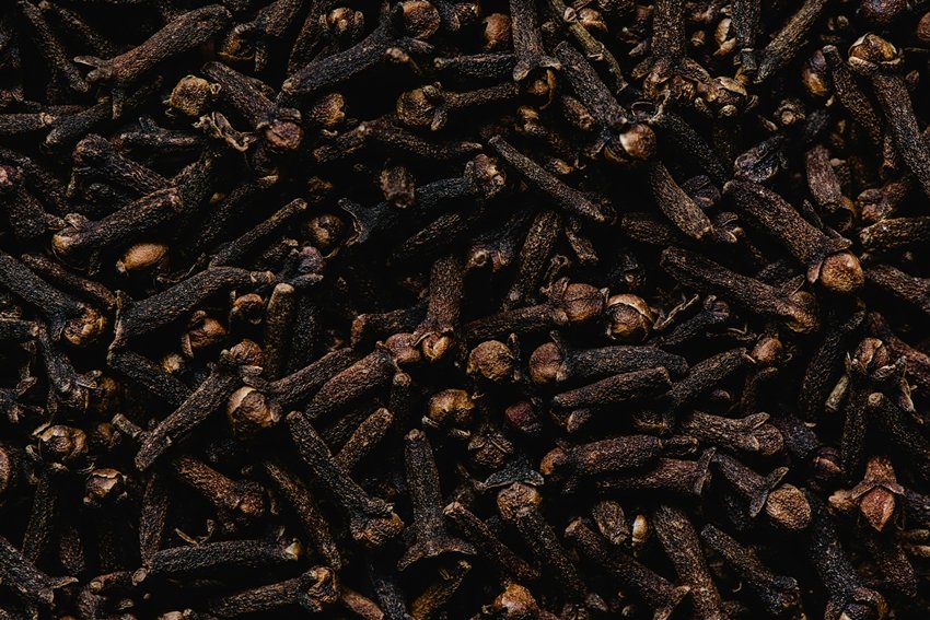 Chemical-free tooth powder