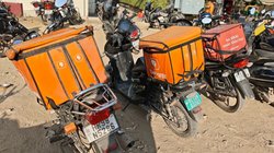 ‘खून चूस रही हैं कंपनियां…’ Zepto, Zomato, Swiggy, Blinkit के डिलीवरी पार्टनर्स नए साल से पहले हड़ताल पर, जानें उनकी मांगें