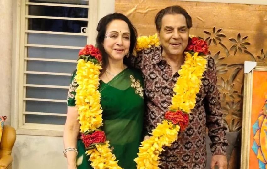 Dharmendra bought bungalow for 1.5 crore