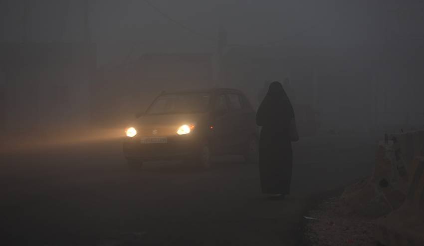 reasons for road accidents in fog