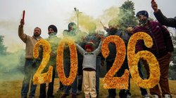 नए साल 2026 का आगाज, दुनियाभर में जश्न का माहौल, उम्मीदों और संकल्पों के साथ नई शुरुआत