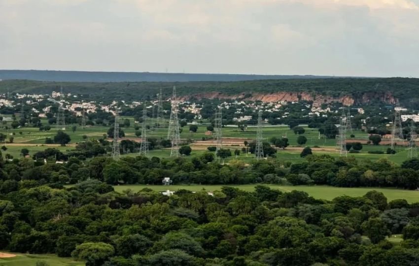 Oldest mountain range in India
