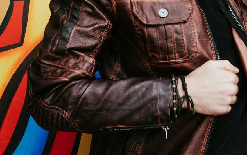 leather jacket cleaning tips at home