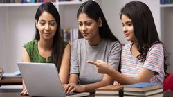 इग्नू में जनवरी 2026 सेशन के लिए री-रजिस्ट्रेशन प्रोसेस शुरू, जानें कब तक अप्लाई कर सकते हैं कैंडिडेट्स