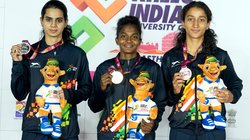 KIUG 2025: 9 साल में पिता को खोया, कोच भी छूटा, चोटों से जूझी, अब रचा इतिहास, जिद और लगन की मिसाल है गोल्ड मेडलिस्ट कीर्तिना के संघर्ष की कहानी