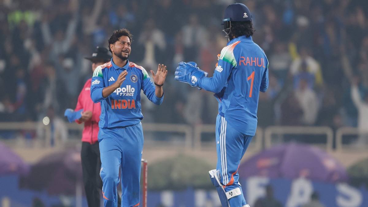 IND vs SA: कुलदीप ने एक साथ तोड़ा शेन वॉर्न, जेम्स एंडरसन, ब्रॉड जैसे दिग्गजों का रिकॉर्ड, 4 विकेट लेकर रहे जीत के हीरो