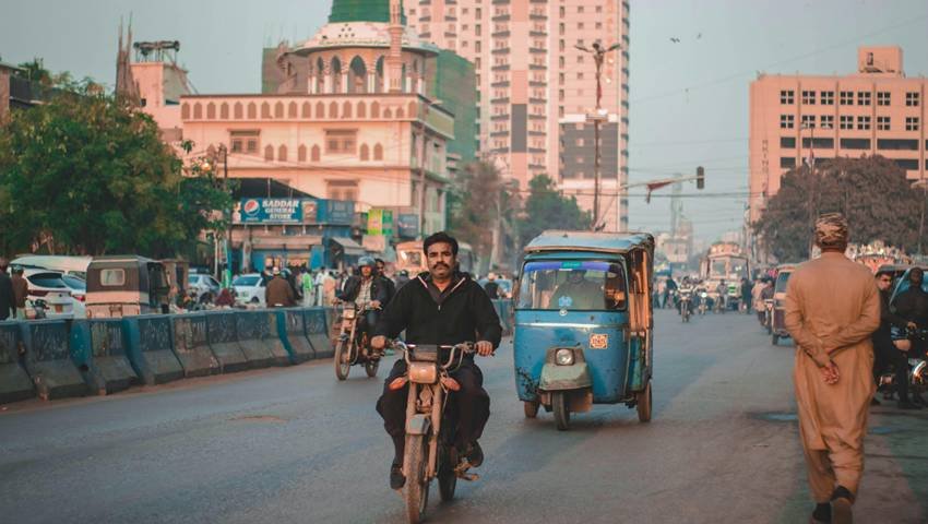 Lyari meaning in Urdu/English