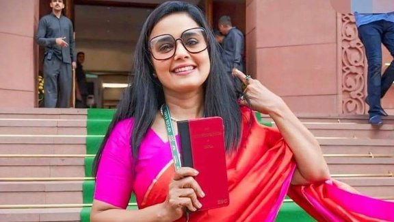 Mahua Moitra | delhi high court | cash for query row