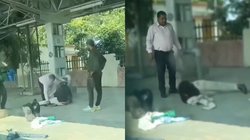 रेलवे पुलिस ने की रेलवे प्लेटफॉर्म पर सो रहे दिव्यांग की पिटाई, यात्री ने रिकॉर्ड किया Video, Viral होने पर हुई यह कार्रवाई