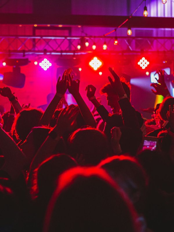 New Year party places in Noida