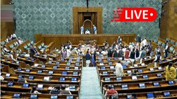Parliament Winter Session 2025 LIVE: संसद के शीतकालीन सत्र का तीसरा दिन , नए श्रम कानून के खिलाफ विपक्ष का प्रदर्शन