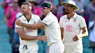 Ashes, Ashes Test, Ashes Series, Australian Cricket Team, AUS vs ENG, Australia vs England, AUS vs ENG Test, Josh Hazlewood, Pat Cummins, Josh Hazlewood Ruled Out, Steve Smith, Injury Concern Ashes Series