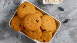 बच्चों को मैदे वाले Biscuits देने की बजाय घर में बनाकर खिलाएं रागी कुकिज, नोट कर लें रेसिपी