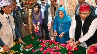 SP chief Akhilesh in Fatehpur Sikri, PDA Akhilesh yadav, Akhilesh Yadav Constitution,