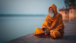 ध्यान में बैठे थे साधु, तभी पुलिस ने आकर पकड़ और लेकर चली गई साथ, 37 साल पुराना राज जानकर दंग रह गए लोग