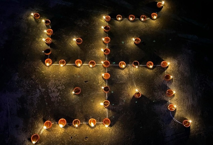 Seven Sacred Hindu Symbols and the Spiritual Meaning Behind Them