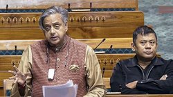 ‘हम जहां हैं हम हैं, वे जहां हैं वे हैं’, बांग्लादेश में चल रहे हिंसक प्रदर्शन पर बोले शशि थरूर