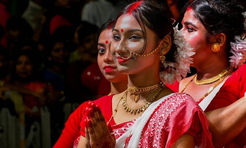 Signs during worship