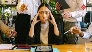 Smart Ways to Stay Focused at Work