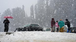 Snowfall, kashmir, aaj ka mausam