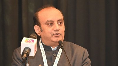 बाबरी मस्जिद, नेहरू और पटेल विवाद पर सुधांशु त्रिवेदी ने कांग्रेस नेता को दिखाया आईना