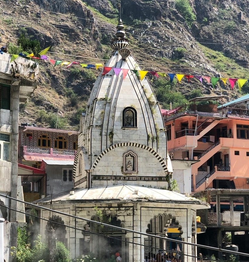 Temple shikhar significance