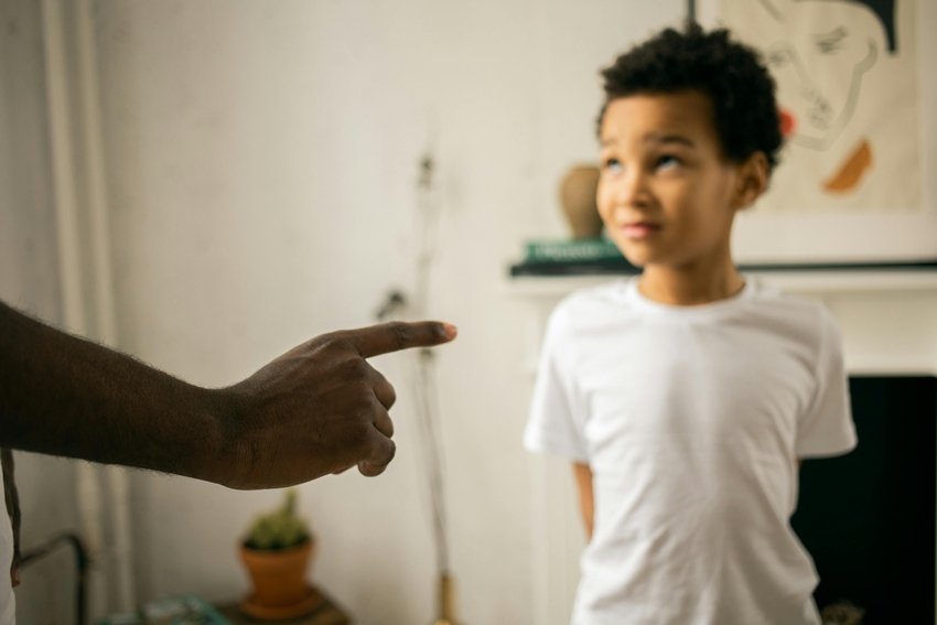 Why Experts Say Parents Should Stop Yelling at Children