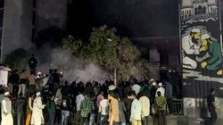 Bangladesh Violence: बांग्लादेश में हिंदू युवक की मॉब लिंचिंग, शव को पेड़ से बांधकर लगाई आग