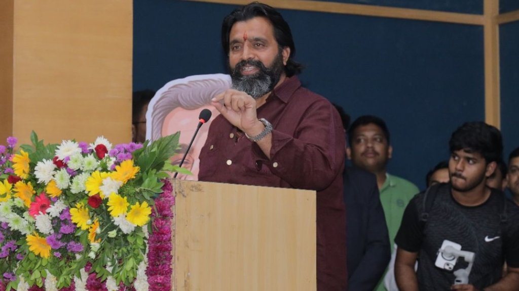 stray dogs,MLA Nagpur,animal lovers,dog attacks,government action,