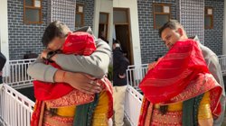 मैं तो नहीं रोने वाला… बहन की विदाई में गले लगकर भाई ने बहाए खूब आंसू, Viral Video देख यूजर्स बोले – यह रिश्ता ही ऐसा है