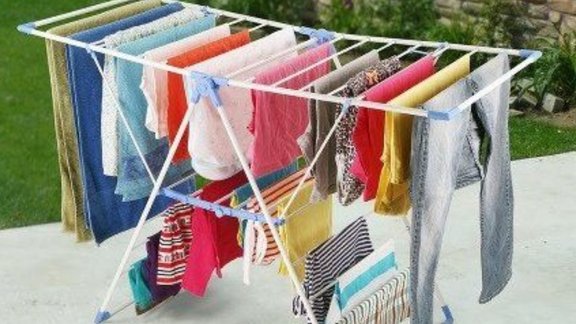 dry wet clothes in winter, sardiyo me kapde sukhane ka tarika, gile kapde sukhane ka tarika