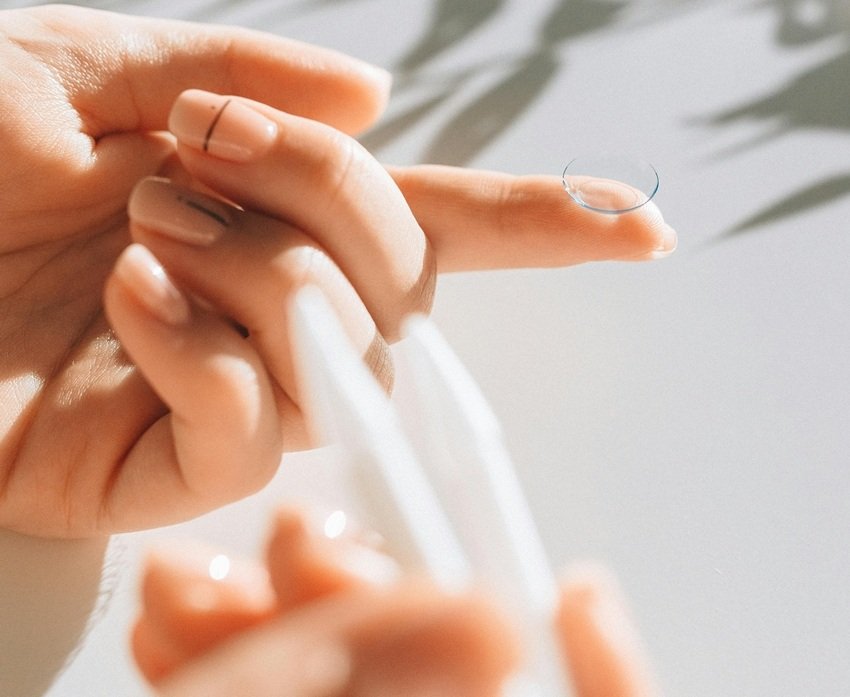 eye irritation due to pollution