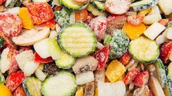 अगर आप भी खाते हैं फ्रोजन फूड, तो हो जाएं सावधान, करता है धीमे जहर का काम, एक्सपर्ट से जानें क्यों हैं ये सेहत के लिए खतरनाक