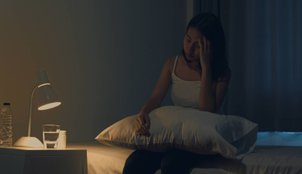 how to fix late-night sleeping habit