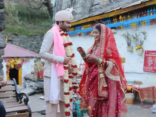 Guitar wali bahu Viral Video