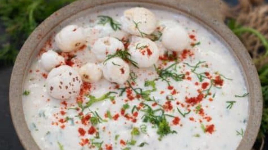makhane ka raita , makhane ka raita kaise banaen, makhane ka raita recipe in hindi