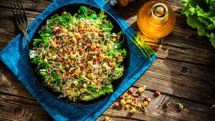 sprouts benefits in hindi, sprouts khane ka sahi tarika, sprouts for weight loss, weight loss ke liye sprouts, digestion ke liye sprouts, energy badhane ke liye sprouts, ankurit anaj ke fayde, sprouts khane ka sahi time, subah sprouts khana fayde, sprouts diet plan, sprouts for gut health, sprouts for digestion and weight loss, wajan kam karne ke liye sprouts kaise khaye, sprouts khane se weight loss hota hai kya