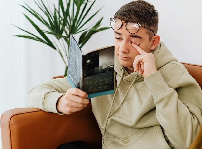 toxic air effects on eyes